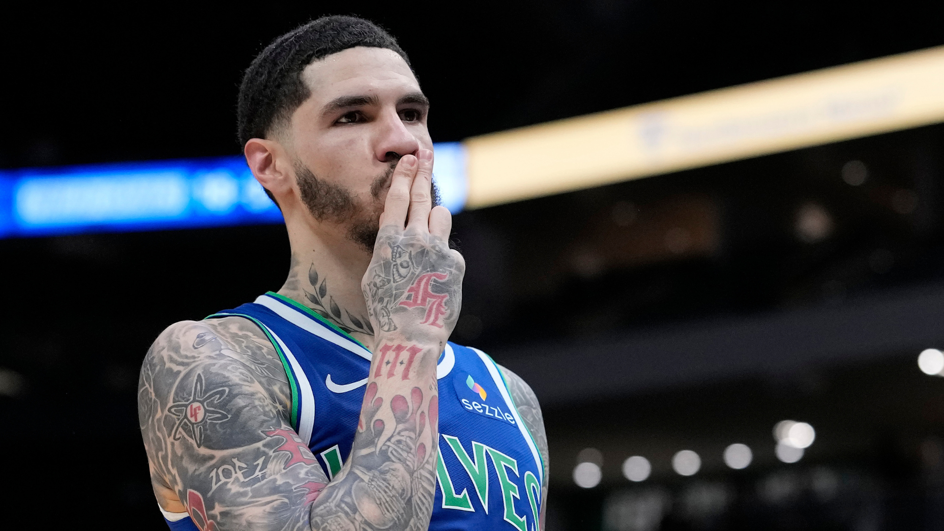 Lonzo Ball Reacts to LaMelo Ball’s Viral Travel Non-Call in Timberwolves Debut