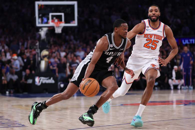 Spurs De'Aaron Fox driving to the basket in the NBA Finals game 3