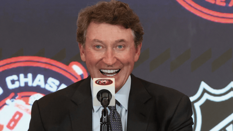 Former St. Louis Blues Captain Wayne Gretzky