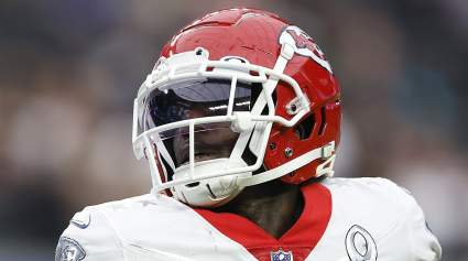 Chiefs Named as Prime Suitors For Pro Bowl WR as Tyreek Hill News Stalls