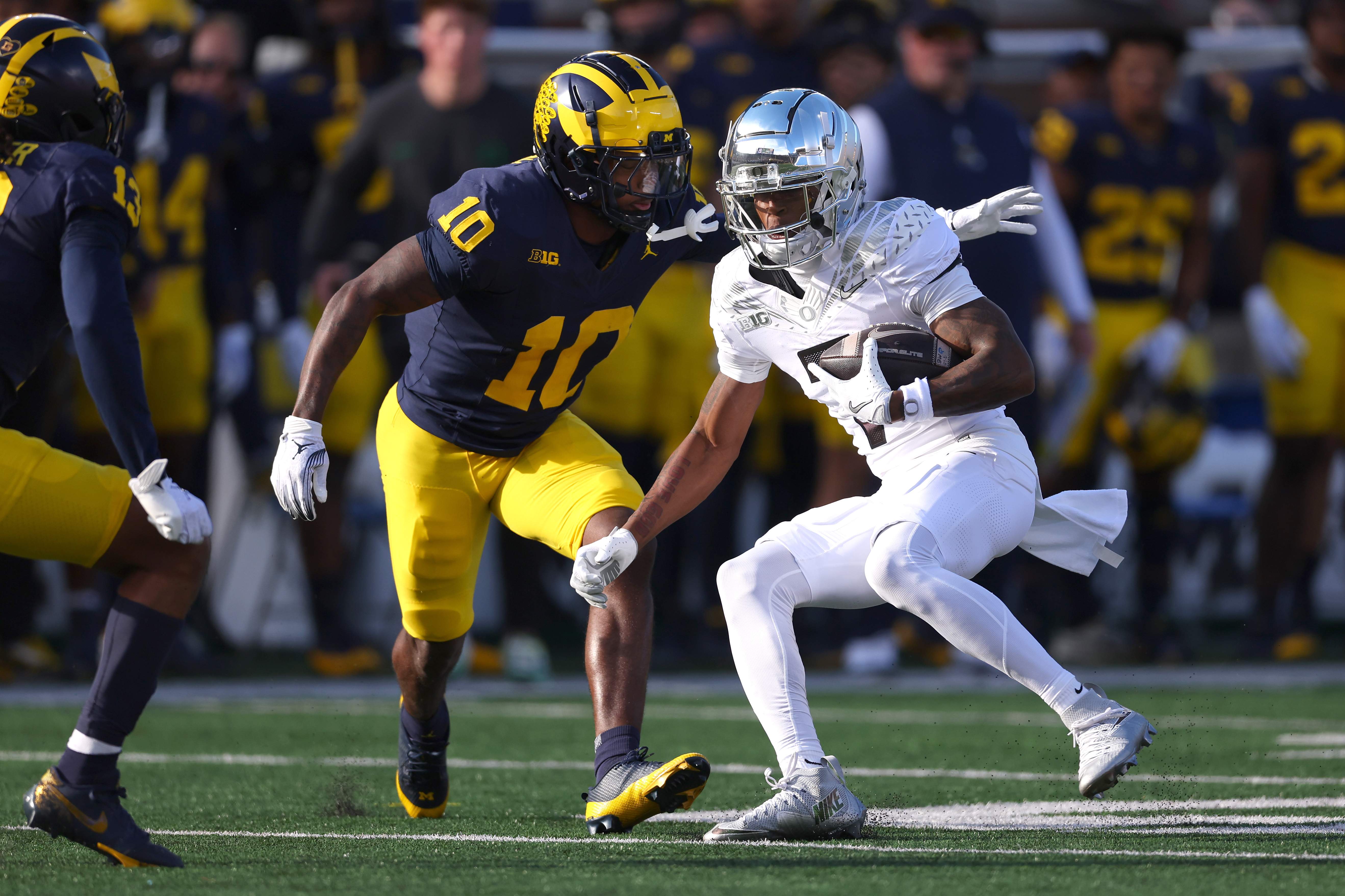 Rumors Alleging Multiple Oregon Football Players Were Streetracing Are ‘Unfounded', Springfield PD Says