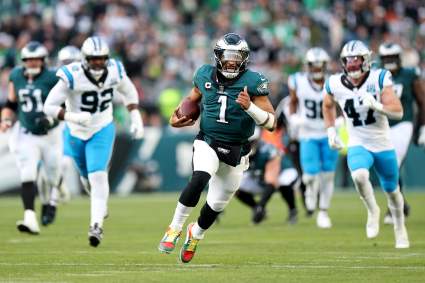 Panthers’ Betting Line vs Eagles Shifts Drastically in Negative Trend for Philly