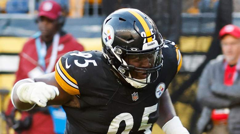 Keeanu Benton Pittsburgh Steelers