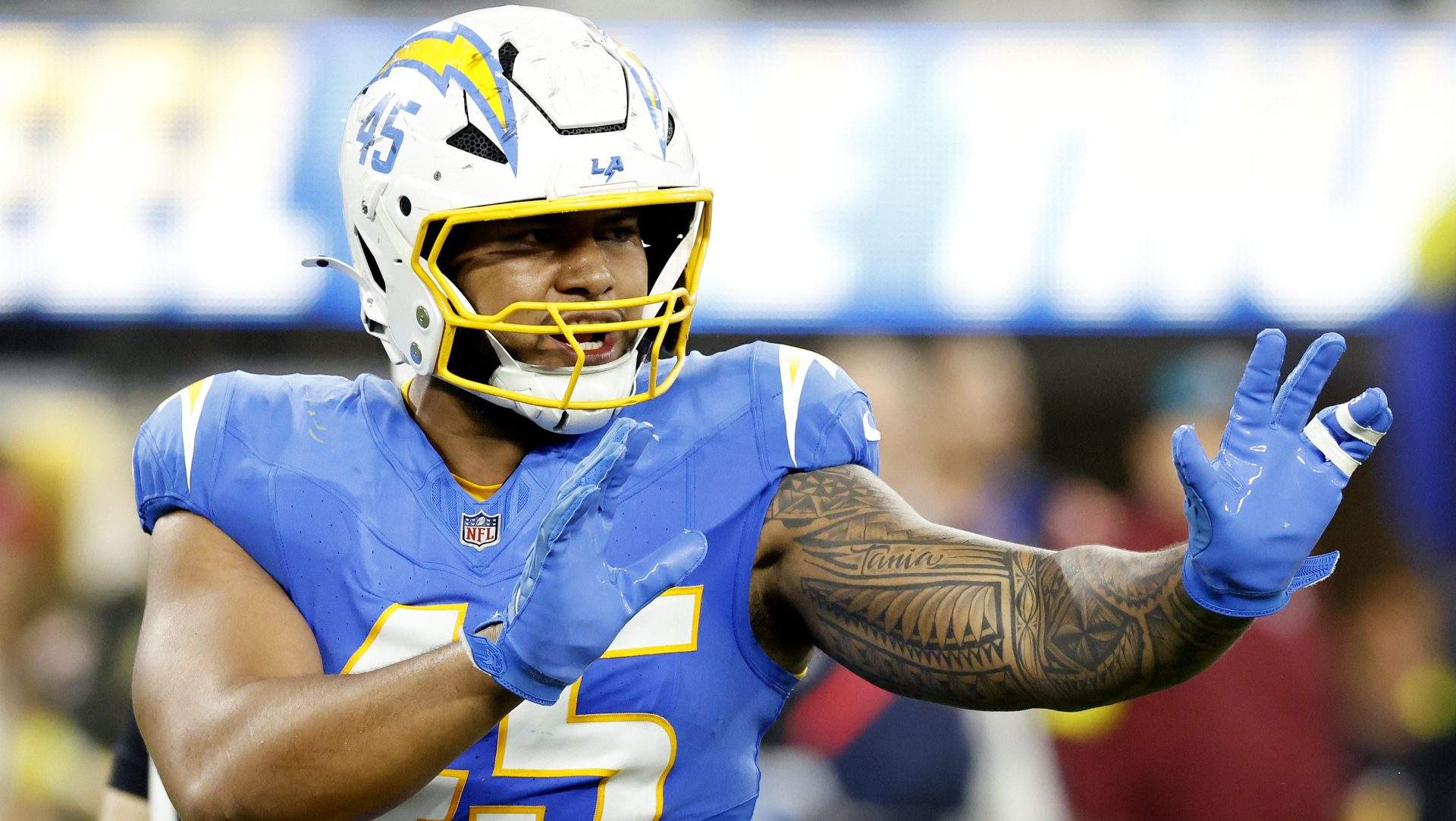 Cleveland Browns Named as Potential Landing Spot for 13-Sack LB