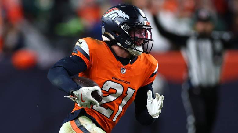 Riley Moss cornerback Denver Broncos
