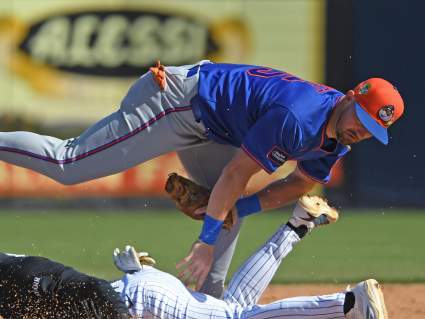 After Starting Season in Mets Uniform, Infielder Retires at 29