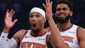 Josh Hart #3 and Karl-Anthony Towns #32 of the New York Knicks