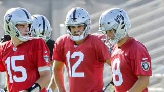 Raiders QB Floated as Possible Trade Target for Playoff Teams