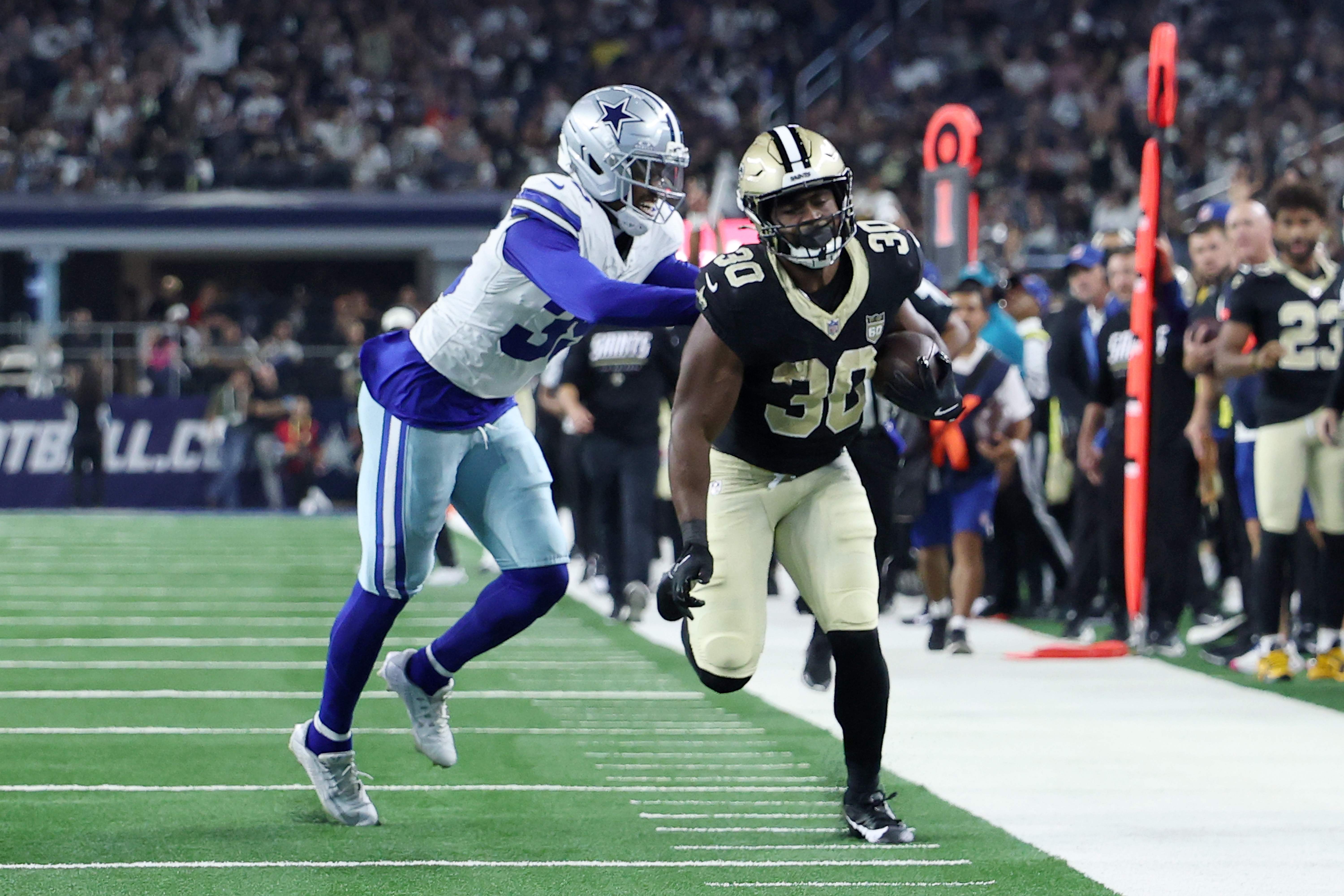 Ex-Saints RB Signs With Browns Amid Judkins, Sanders Injury Concern