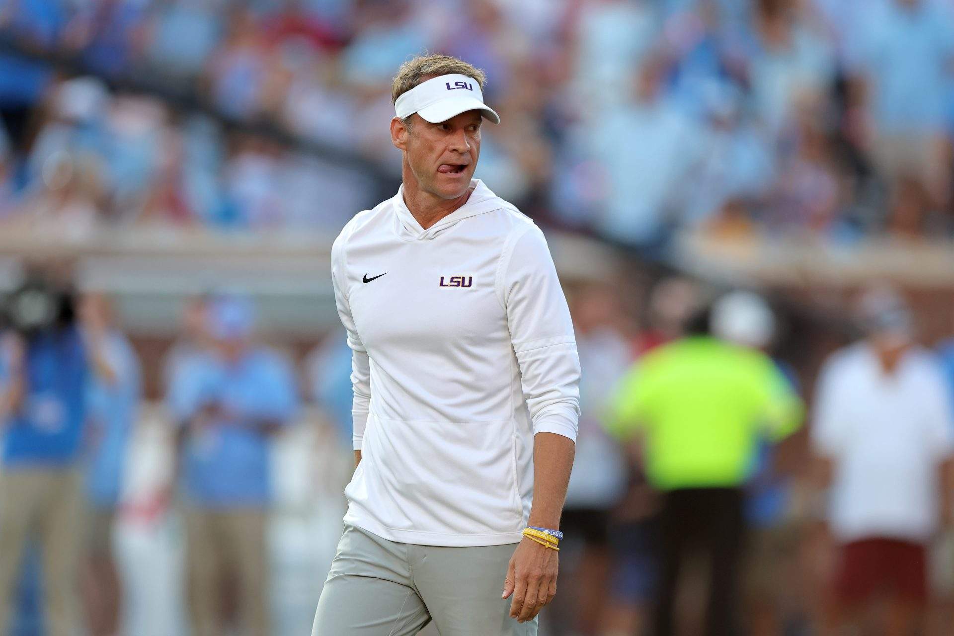 LSU, Lane Kiffin Trolled by Kentucky in Relentless Fashion