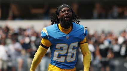 Panthers’ Cornerback Crisis Sparks Call to Trade for 9-Year NFL Veteran