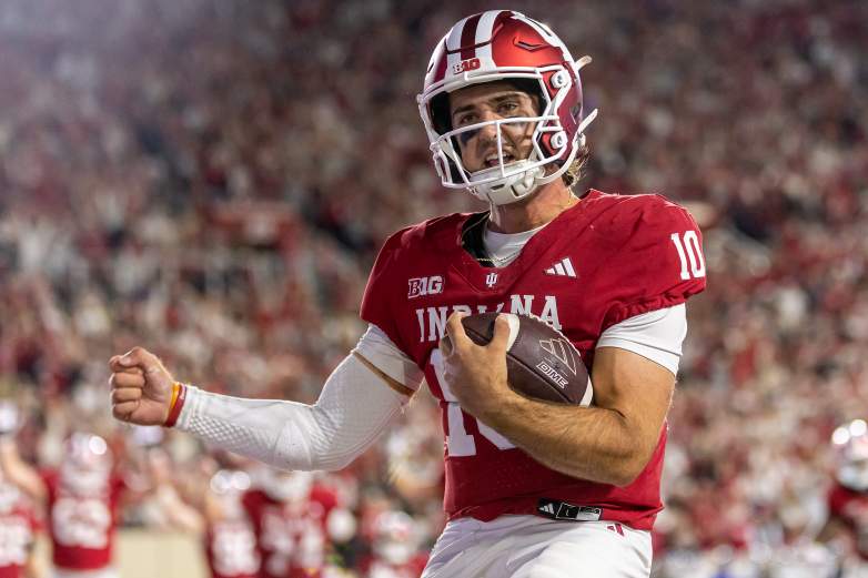 Indiana QB Josh Hoover