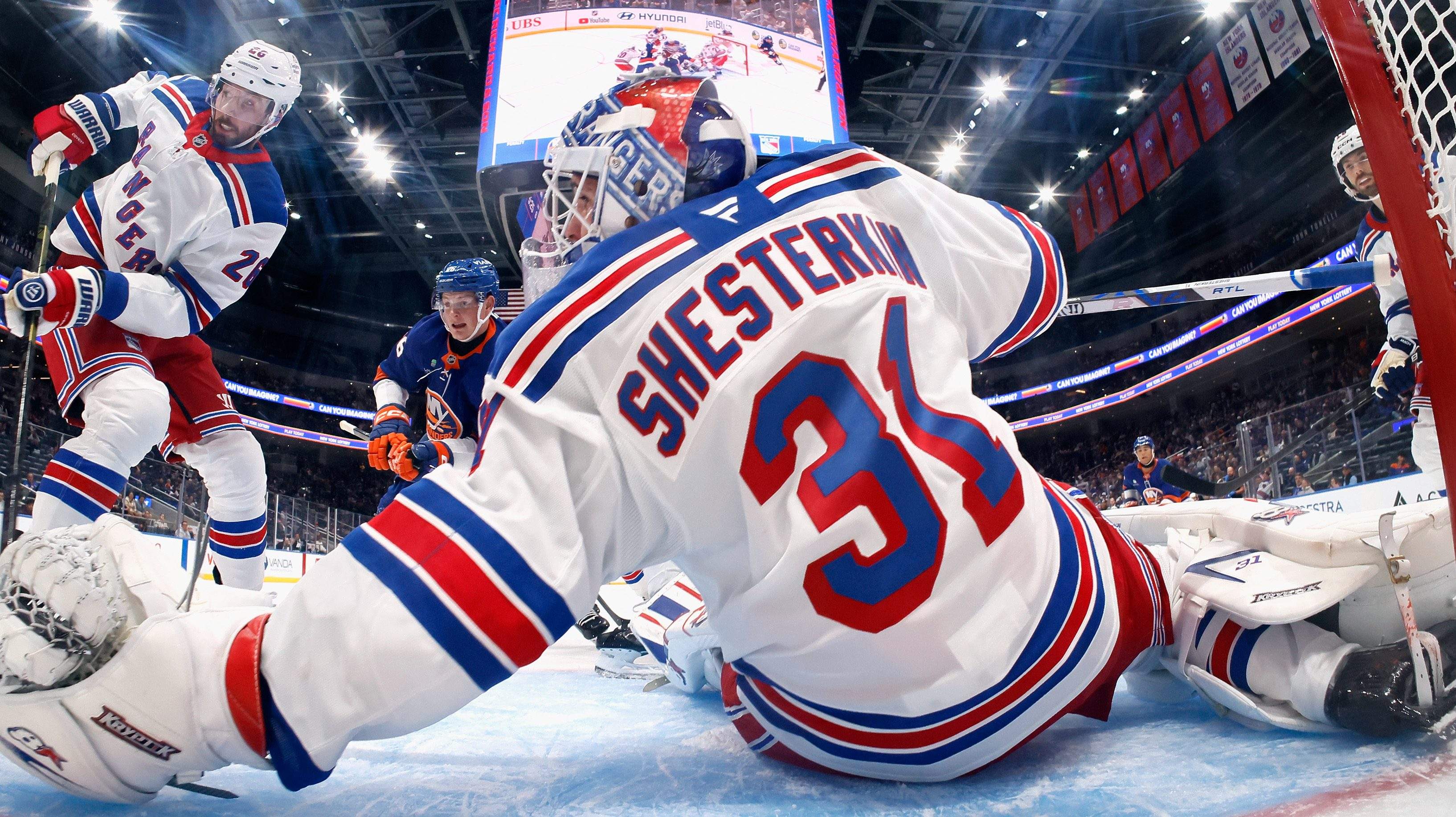 Rangers’ Igor Shesterkin Suffers Scary-Looking Injury