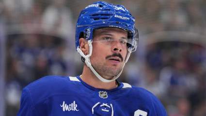 Auston Matthews Wows Maple Leafs Fans With Beautiful Play vs. Sabres