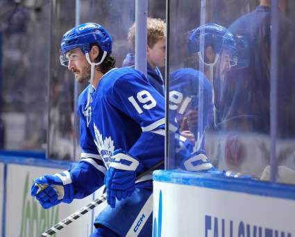 Zack MacEwen’s Fight With Erik Gudbranson Matters for Maple Leafs