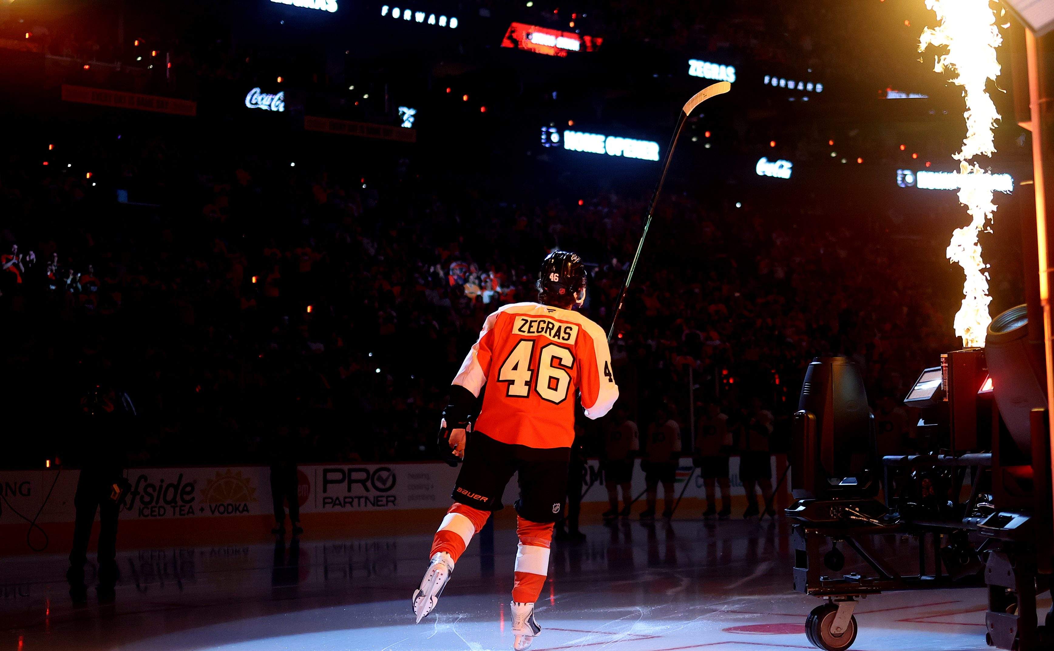 How NHL’s Jersey Tuck Rule Impacts Flyers’ Trevor Zegras