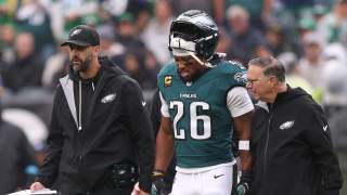 Eagles ‘Expected’ to Bring Back RB With Backfield Injuries Piling Up: Report