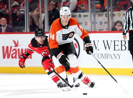 Flyers Playing Porter Martone in Weirdest Way During Nightmare Start