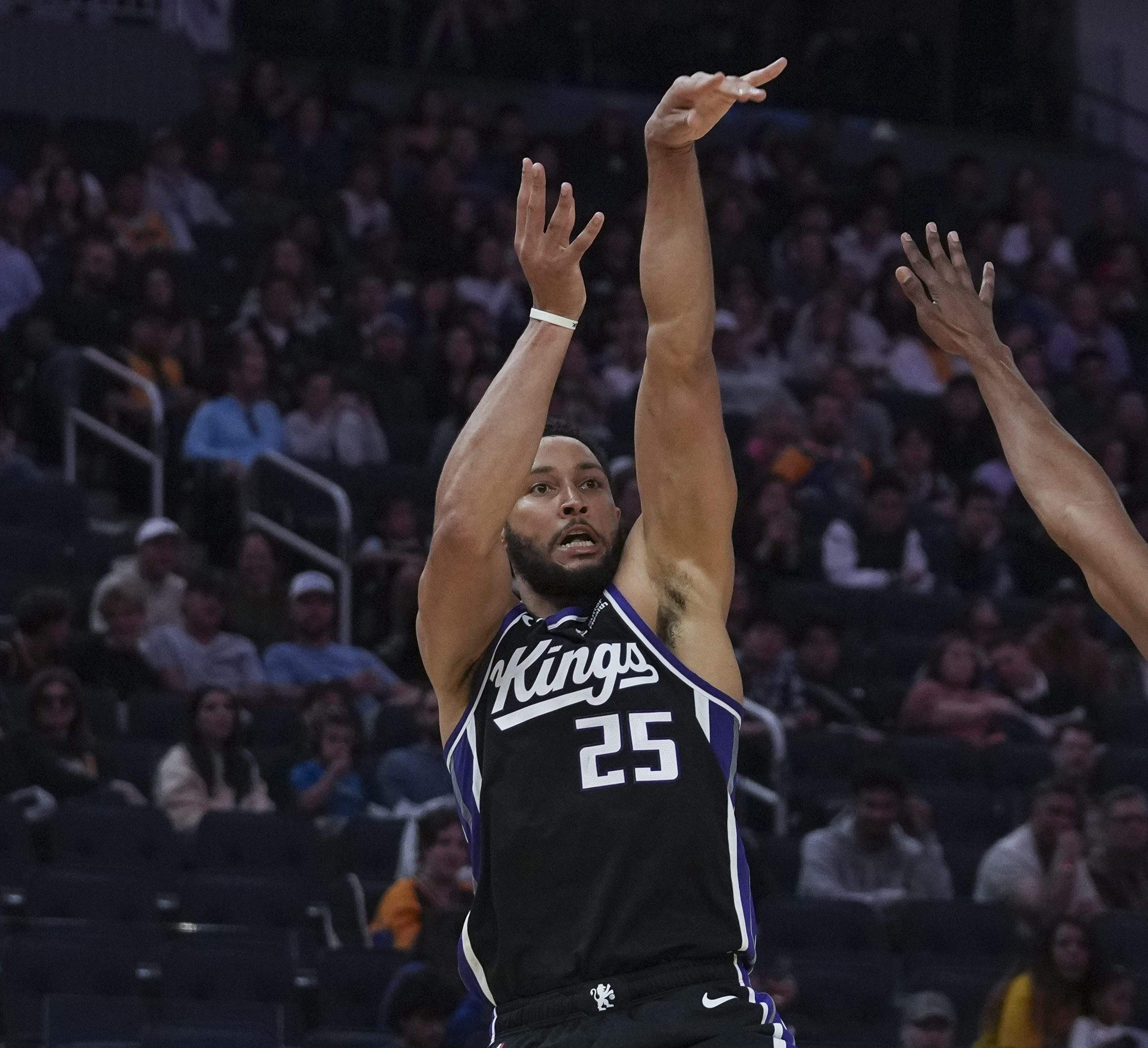 NBA World Reacts To Ben Simmons’ Performance In Kings-Spurs Game