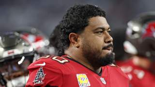 Bears Re-Emerge as Top Trade Suitors for $23 Million Pro Bowl DT