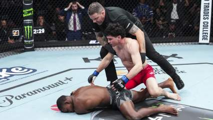Mike Malott Flatlines Joaquin Buckley With Brutal Knee