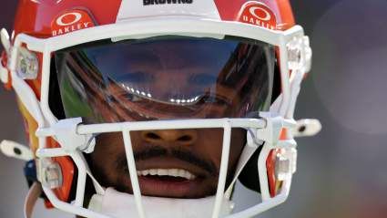 Ex-Browns Star Issues ‘Hype’ Warning to Shedeur Sanders