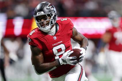 Kyle Pitts Makes Falcons History in Win Over 49ers on National Tight Ends Day