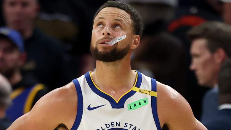 Stephen Curry #30 of the Golden State Warriors