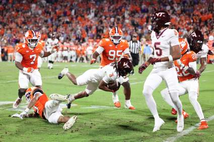 Virginia Tech Stuns Clemson on Dramatic 4th-Down Touchdown in Final Minutes