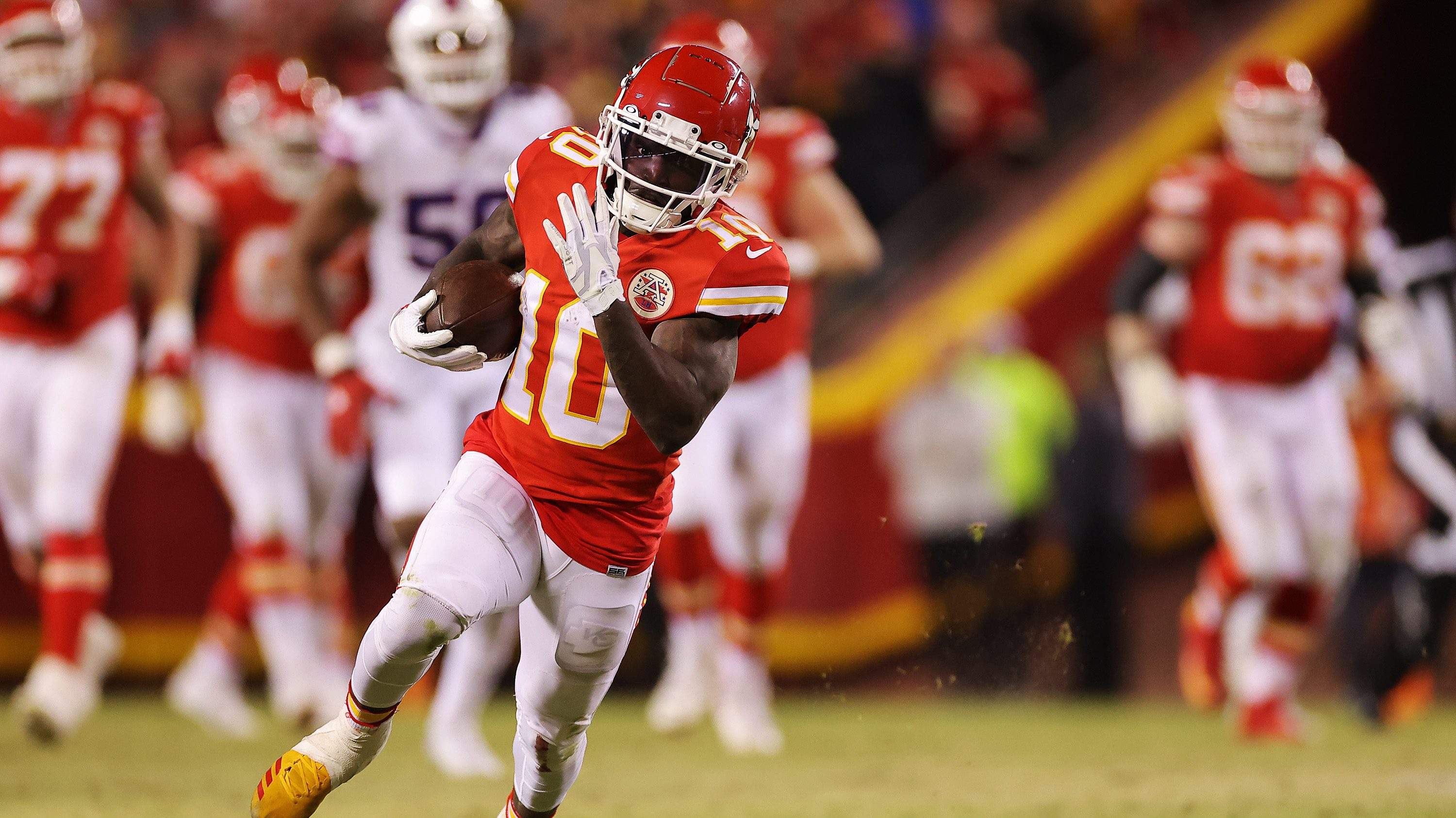 3 Key Questions Chiefs Must Answer Before Signing Tyreek Hill