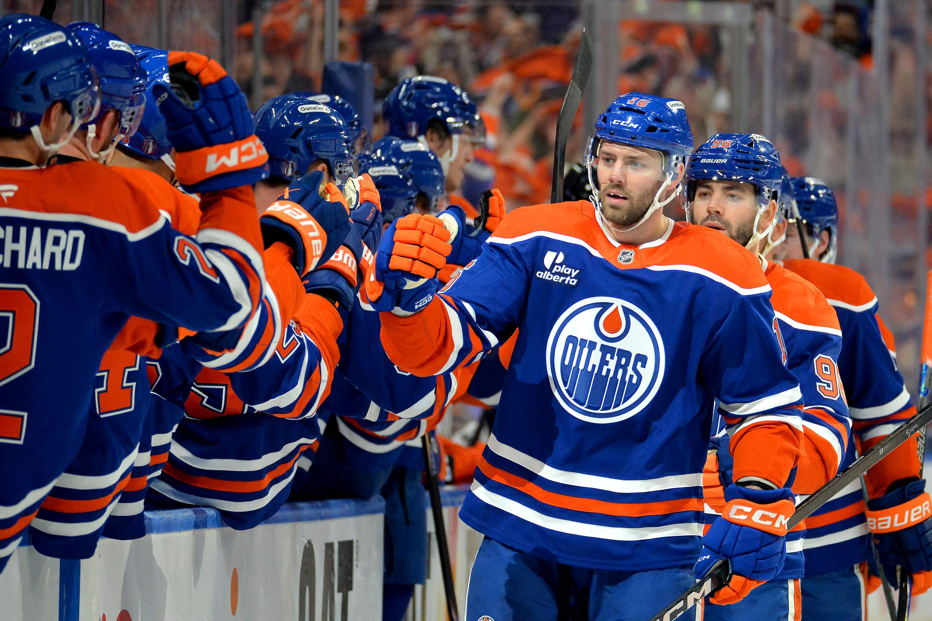 Oilers Hit With Another Injury Concern as Key Forward Exits Practice