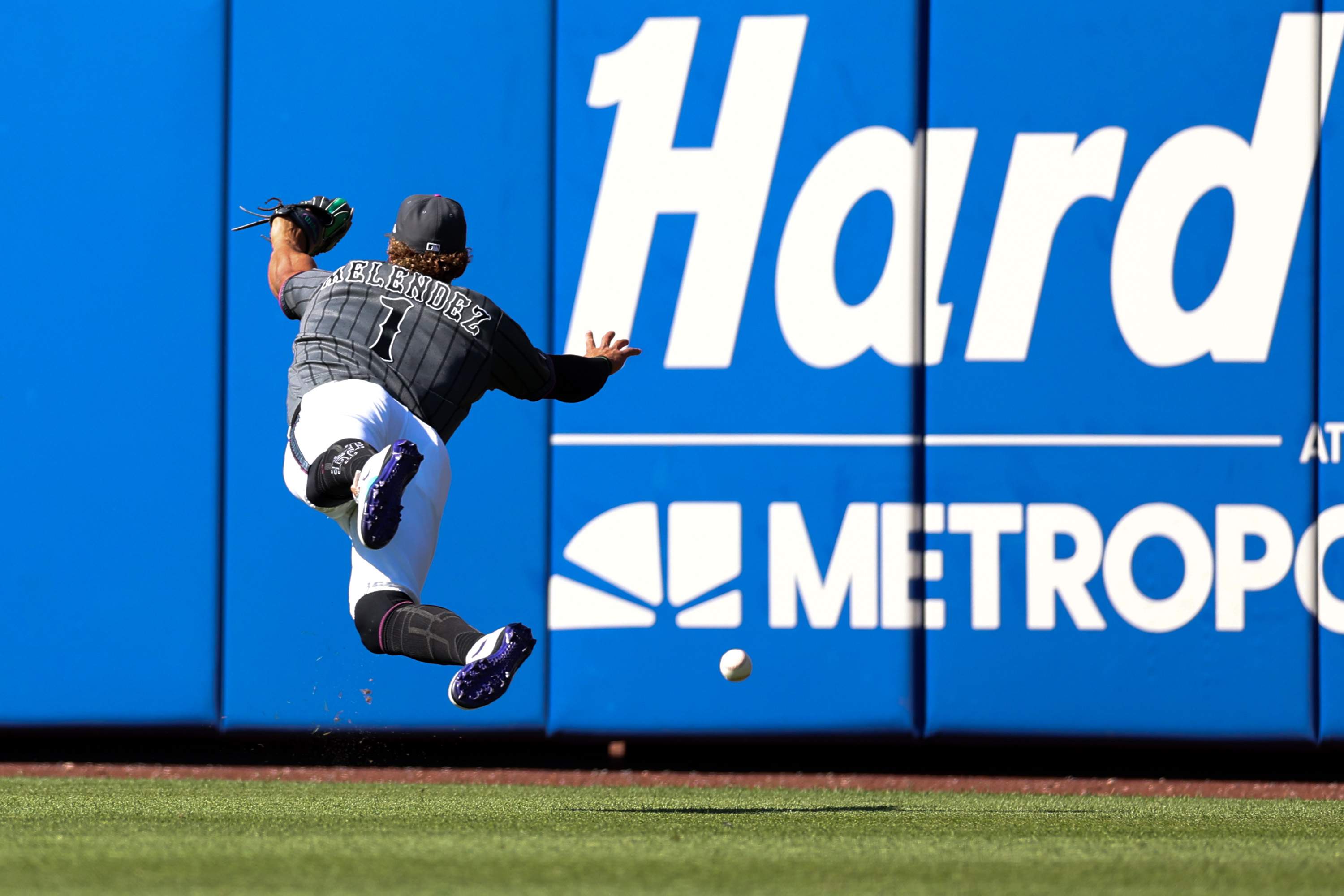 Atlanta Braves v New York Mets