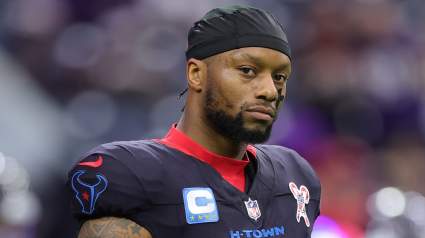 Seahawks Sign Ex-Texans Pro Bowler Amid Jadarian Price Injury