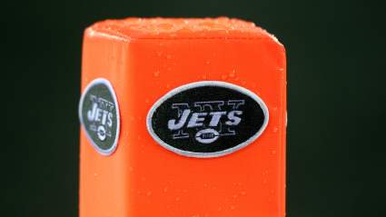Jets Pro Bowl Cornerback Sends Strong Message on Trade Rumors