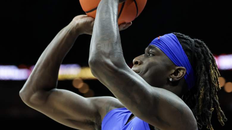 College basketball guard Denzel Aberdeen in warmups