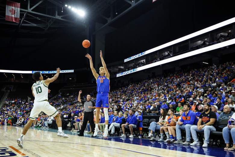 Thomas Haugh shooting a three for Florida basketball