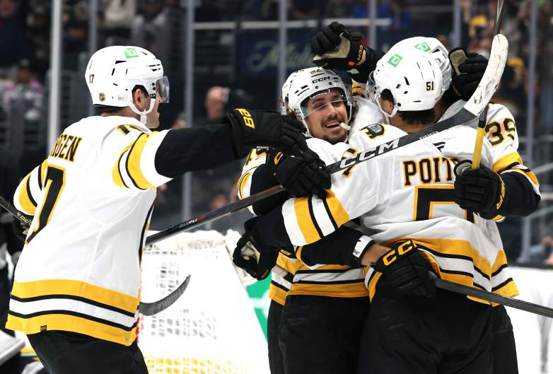 Boston Bruins v Los Angeles Kings