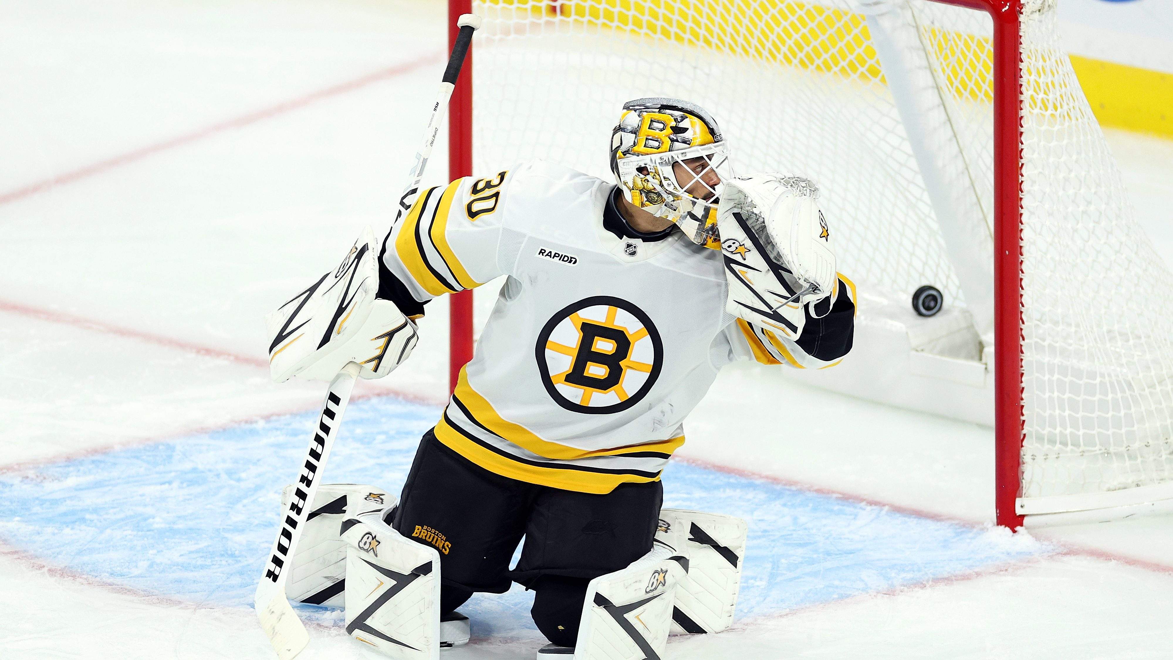 Bruins’ Goalie DiPietro Sends Strong Message After Losing First Start