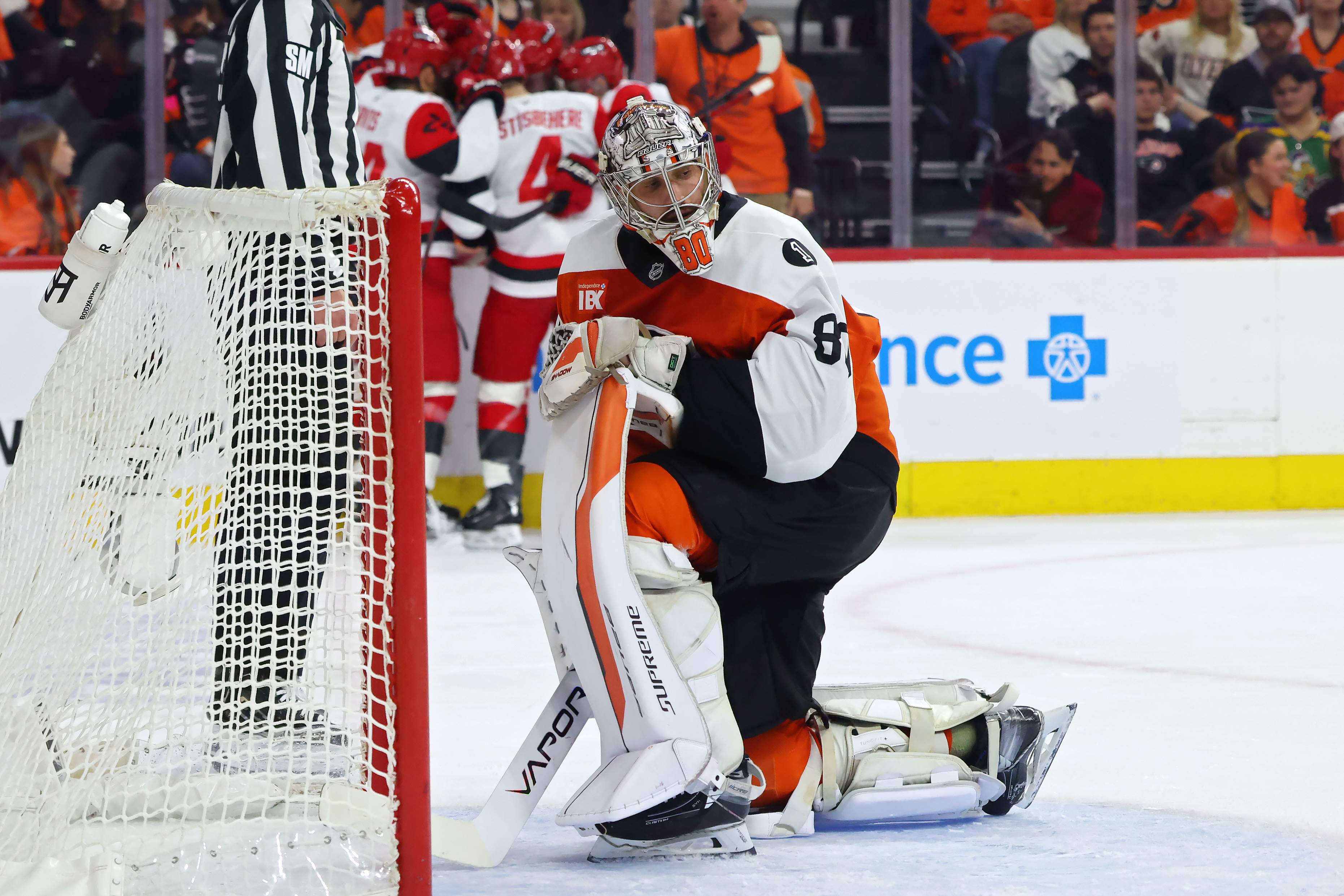 Carolina Hurricanes v Philadelphia Flyers - Game Three