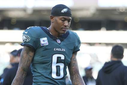 Eagles’ DeVonta Smith Problem Returns Before Cowboys Game