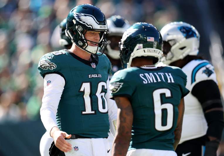 Carolina Panthers v Philadelphia Eagles