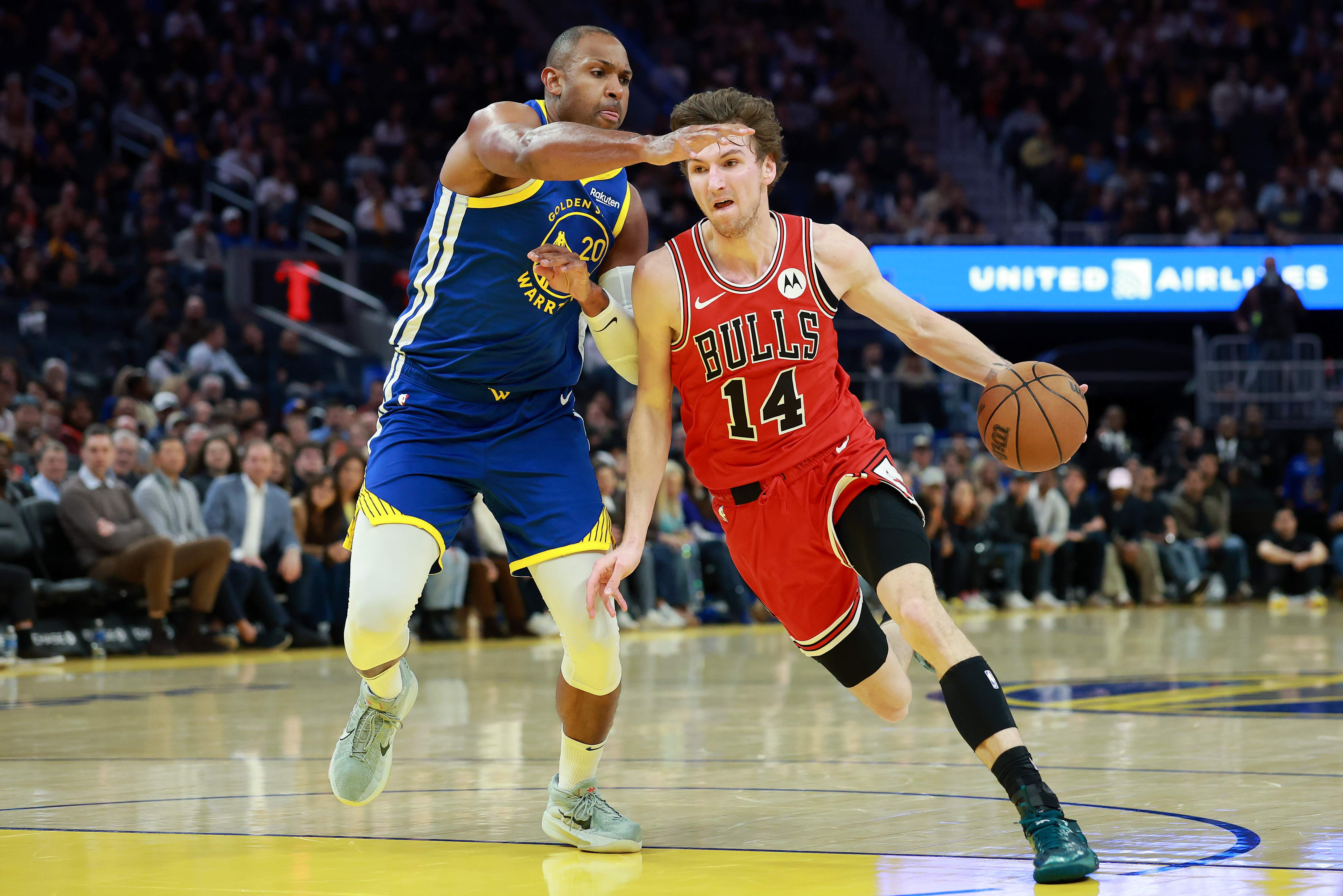 Chicago Bulls v Golden State Warriors