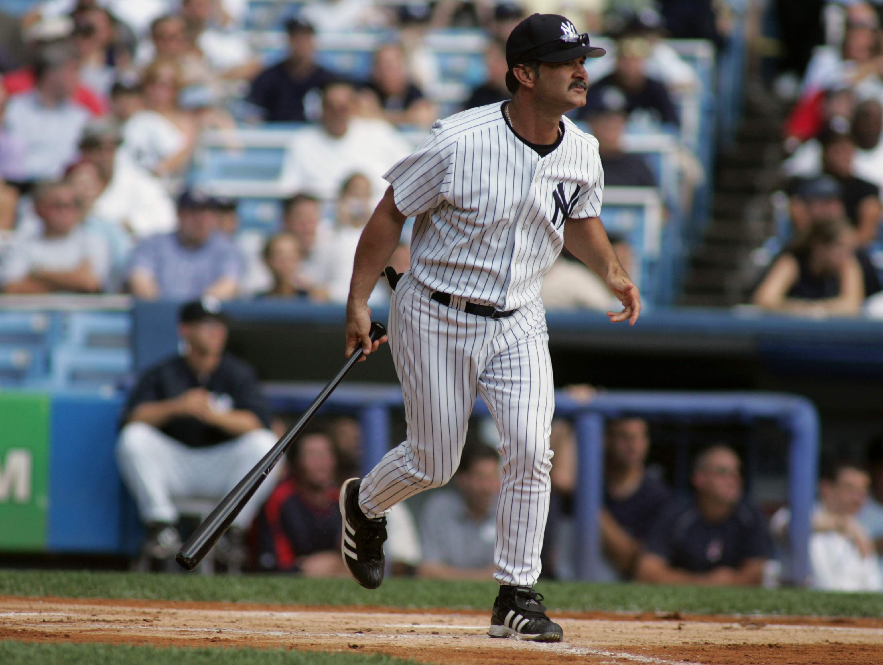 New York Yankees fans want to see Don Mattingly return to the organization as manager to replace Aaron Boone.