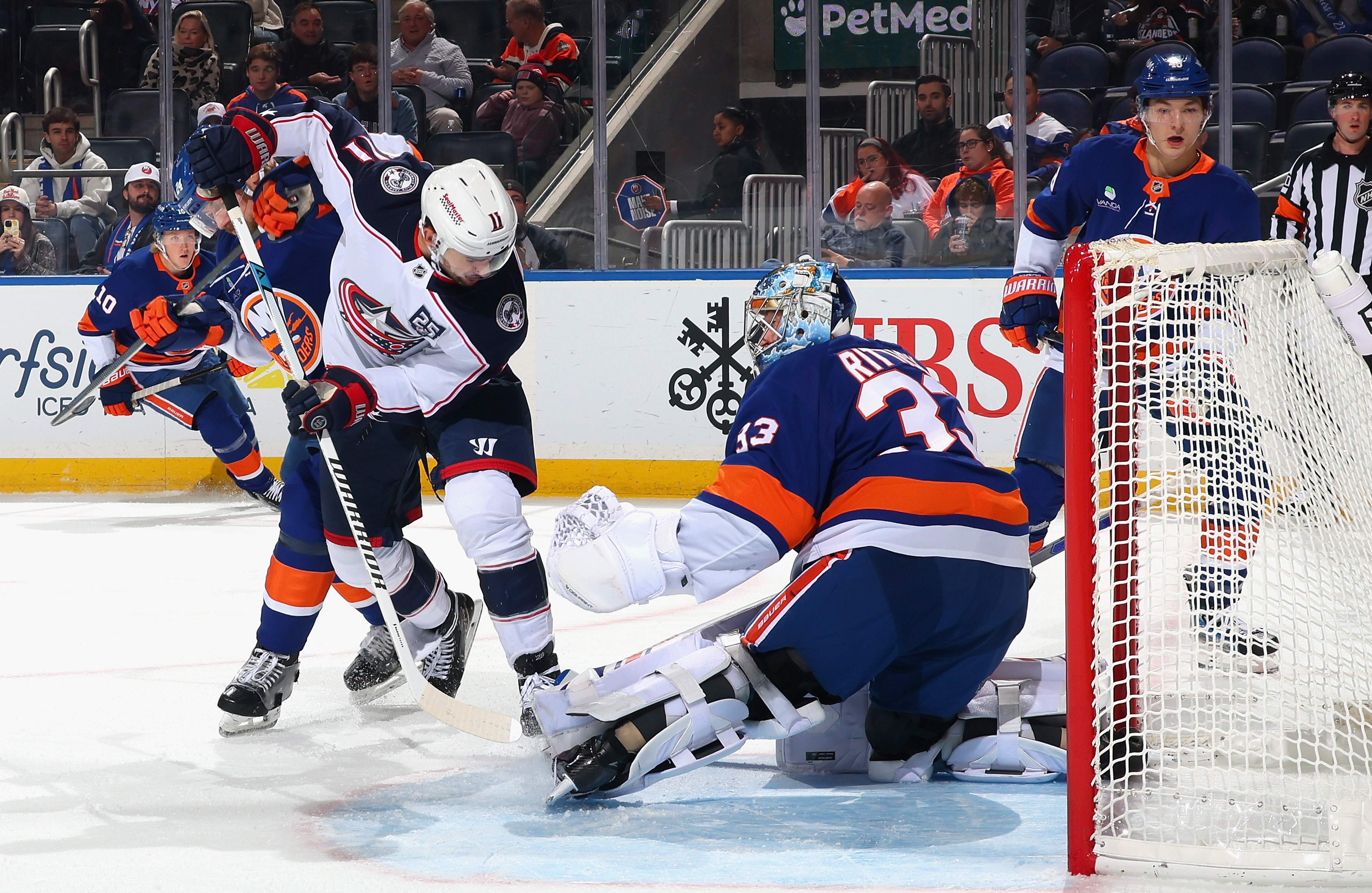 Columbus Blue Jackets v New York Islanders