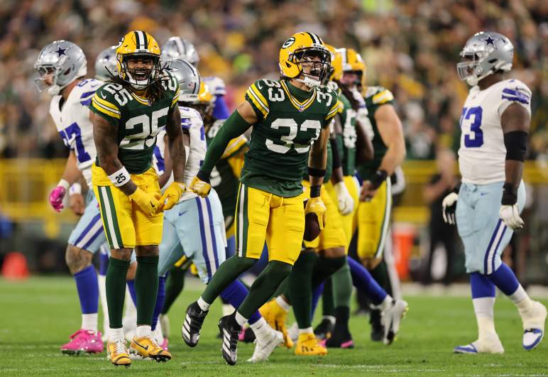 Dallas Cowboys v Green Bay Packers