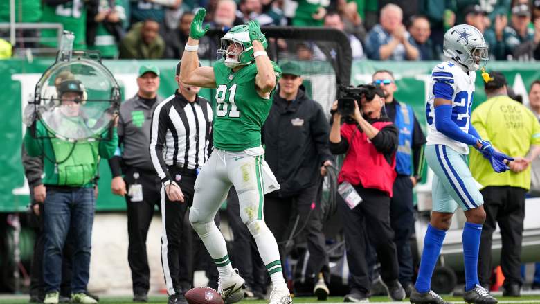 Philadelphia Eagles tight end Grant Calcaterra