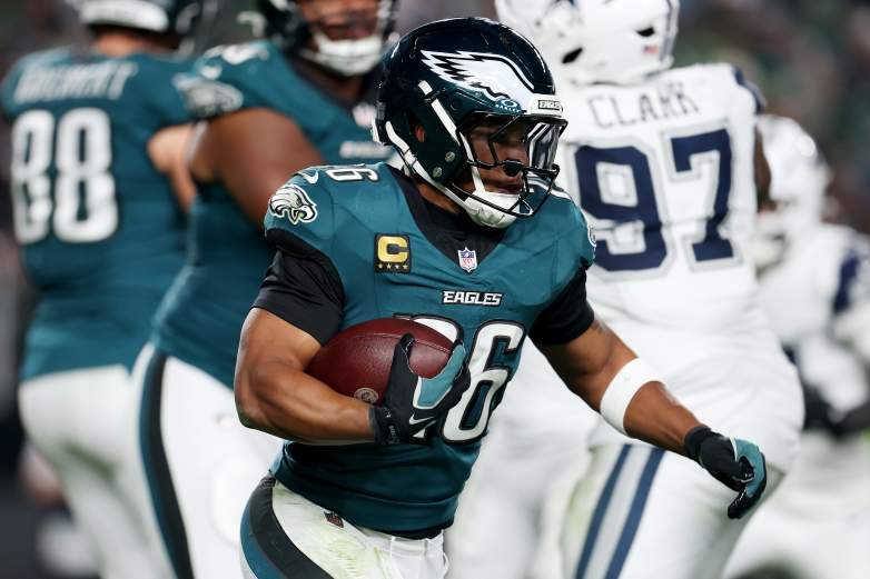 Dallas Cowboys v Philadelphia Eagles