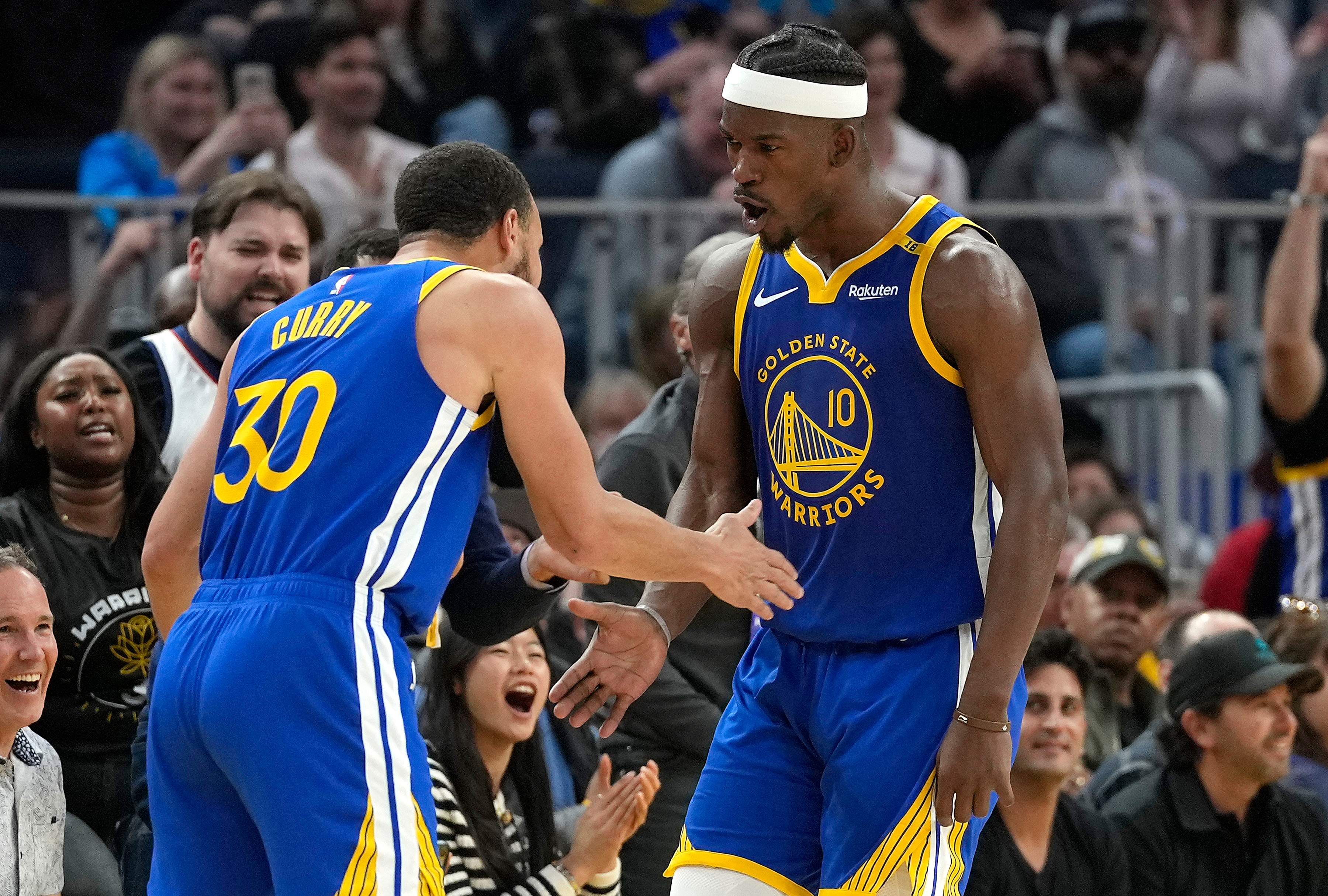 Dallas Mavericks v Golden State Warriors