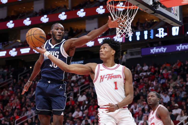 Dallas Mavericks v Houston Rockets