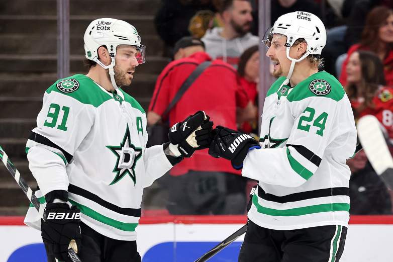 Dallas Stars v Chicago Blackhawks